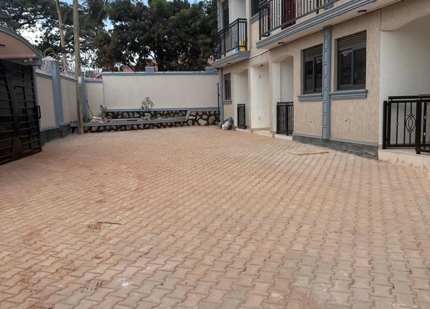 Penzi Apartmemts Kampala